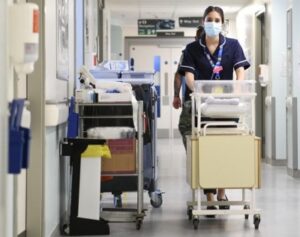 Hospital Jobs: A Life of Service and Compassion  [Top 5 best hospital jobs]